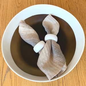 Good Quality <b>Resin</b> Napkin Rings Dinner <b>Table</b> Used Slice <b>Resin</b> <b>Top</b> Napkin Ring Metal Ring At Lowest Price - Product Image 3