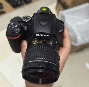 กล้องดิจิตอล DSLR <span class=keywords><strong>Nikon</strong></span> D3500 มือสอง พร้อมเลนส์ <span class=keywords><strong>18</strong></span>-55 มม. ชุดครบ - Product Image 1