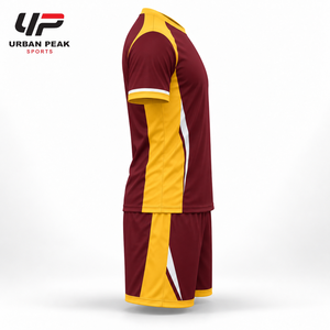 Uniformes Deportivos de Fútbol Personalizados, Ofrecen Ajuste Cómodo, Materiales Transpirables, Camisetas de Fútbol Cortas para Equipos, Clubes, Escuelas y Academias - Product Image 2