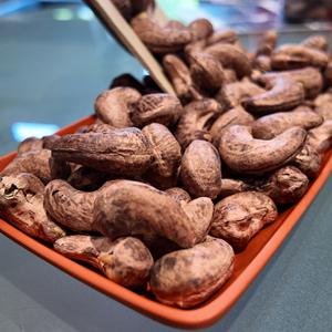 Nueces de Anacardo Africanas al por Mayor W240, Tostadas con Sal, Alta Calidad y Sabor Natural, con Empaque al Vacío y Servicio OEM/ODM Disponible - Product Image 5