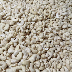 Mejor Precio Ww240 Ww320 Nueces de Anacardo al por Mayor en Vietnam, Nueces de Anacardo Enteras Secas, Libre de Impuestos - Product Image 1