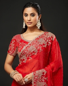 KV Embroidered Bollywood Silk Blend <b>Saree</b> (<b>Red</b>) - Product Image 3