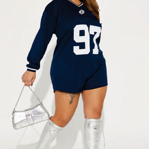 Camiseta de fútbol americano unisex personalizable, estilo hip hop, malla deportiva, 100% poliéster, corte holgado, hombros caídos, ropa deportiva. - Product Image 3