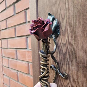 Décoration murale en fer forgé en forme de rose, design floral élégant, finition peinte, 46x26x31 cm, pour clôtures et treillis - Product Image 5