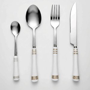 Elegante Juego de Cubiertos de Acero Inoxidable con Mango de Metal y Detalles Dorados, Aptos para Lavavajillas, Ecológicos, para Bodas, Cuchillo, Tenedor y Cuchara para la Cena - Product Image 1