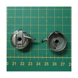 125115 PIÈCES DE MACHINE À COUDRE DOMESTIQUE MÉNAGÈRE - Product Image 1