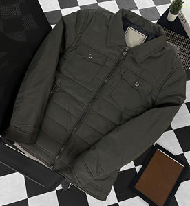 Chaqueta Acolchada Impermeable Personalizada de Alta Calidad con Cremallera, Cálida para Invierno, Estilo Urbano, Lavada, Unisex, con Cuello Alto y Capucha, a Precios Económicos - Product Image 2