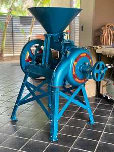 Machine à moudre le maïs NANS avec moteur 5-7,5 CV 400-440V, faible coût d'entretien pour la production de farine fine - Product Image 4