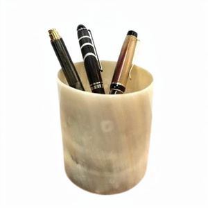 Porte-stylo de luxe en corne, forme ronde, couleur crème, fait main, pour la maison et le bureau - Product Image 1