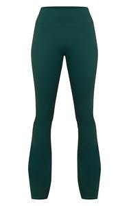 Ensemble de sport personnalisé pour femmes : débardeur de yoga à dos évidé et leggings ajustés à séchage rapide pour l'entraînement et le fitness - Product Image 4