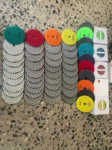 Tampons de polissage HGP # 0/ # Disques de polissage à sec micro-fins de 5,4 pouces 3,5 mm pour le meulage des surfaces en granit et marbre et la finition haute brillance OEM - Product Image 3