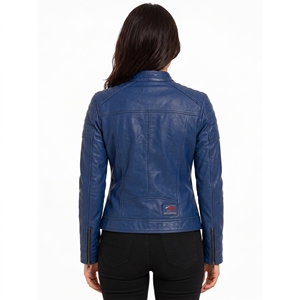 Chaqueta de cuero para mujer a la moda con corte moderno, acabado suave, forro cálido y cremallera resistente para un estilo casual de invierno al aire libre. - Product Image 2