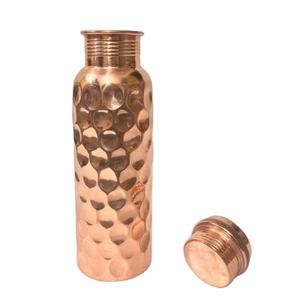 Botella de agua de cobre martillada con diamantes de tendencia para la cocina del hogar y el restaurante Beneficios para la salud Big Hammer Botellas de agua de cobre - Product Image 1