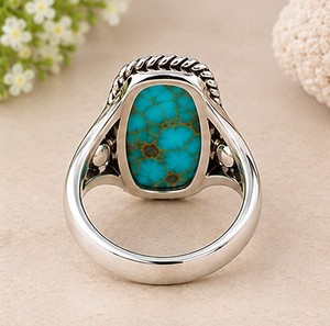 Anillo de Plata con Turquesa Mohave, Anillo de Plata de Ley 925, Anillo con Piedra Preciosa de Turquesa Azul, Anillo Estilo Boho Occidental - Product Image 4