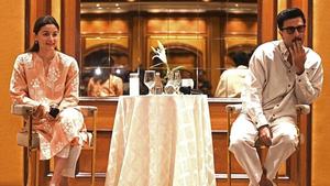 FATEMA FASHION - Traje Salwar Kameez Pakistaní Moderno de Georgette Sintética Blanca de Lujo, con Dupatta, de Secado Rápido, para Fiestas Indias, Formal, para Mujer - Product Image 2