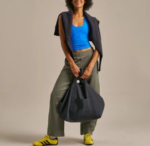 Pantalon de jogging ample et surdimensionné en molleton français pour femme avec logo personnalisé, 100 % coton épais, style hip-hop, idéal pour le sport et la gym - Product Image 4