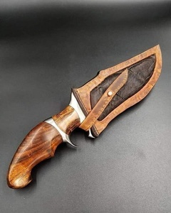 Couteau de chasse droit artisanal en acier Damas A&M ENTERPRISES, manche en bois, étui en cuir professionnel industriel, couteaux à dépecer - Product Image 2