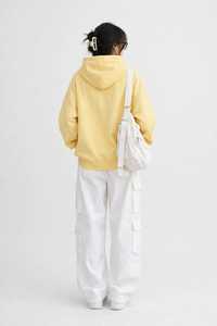 Conjunto Deportivo para Mujer, Sudadera con Capucha Amarilla y Pantalones Cargo Blancos, Ligero, de Poliéster/Algodón, Corte Holgado, Informal - Product Image 2
