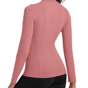 Camiseta Deportiva de Compresión de Manga Larga para Mujer a Bajo Precio, Diseñada con Tela Elástica Premium y Tecnología de Absorción de Sudor - Product Image 2