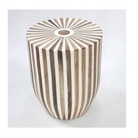 Table basse cylindrique en bois moderne avec incrustation radiale et rayures