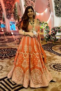 Ensemble de Lehenga en Faux Georgette avec broderies de fils et de sequins, comprenant une Blouse en Faux Georgette et un Dupatta en Faux Georgette - Product Image 2