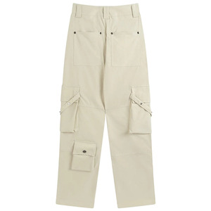 Pantalon cargo large couleur crème ivoire, multi-poches, détail sangle, fermeture éclair à la cheville, logo personnalisé, streetwear, marque privée, fabricant OEM - Product Image 3