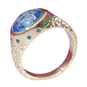 แหวนทองคำชุบ Gemvanity SR1484 ประดับมรกตทรงเหลี่ยมแบบคลาสสิกสไตล์ทิเบต เหมาะสำหรับงานหมั้น งานแต่งงาน งานเลี้ยงฉลองครบรอบ - Product Image 2
