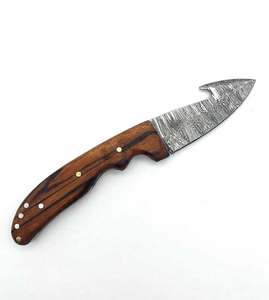 Cortador de Cuerdas de Acero de Damasco Hecho a Mano, Herramienta Utilitaria con Mango Ergonómico de Madera y Decoración Metálica - Product Image 2