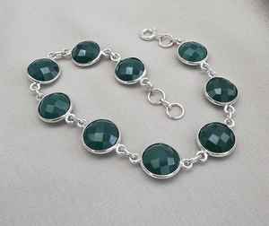 Bracelet en argent sterling 925 plaqué or avec pierre ronde facettée en onyx vert, fait main, bijoux pour femmes - Product Image 6