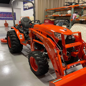 Elección inteligente para agricultores modernos que buscan el rendimiento de un tractor compacto y duradero como el Kubota Lx3310 - Product Image 2