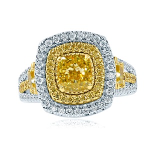 Fancy Yellow <b>Cushion</b> Lab Grown Diamond Prong Set <b>Ring</b> in 14K White Gold Fine Diamond <b>Ring</b> withy IGI Certified & VVS Clarity - Product Image 4