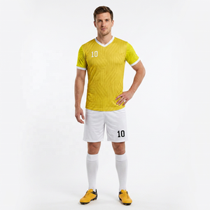 Ensemble de maillot de football pour garçons, imprimé jaune, col en V, manches courtes, short blanc, respirant, anti-transpiration, logo personnalisé sur le devant, pour équipe - Product Image 1