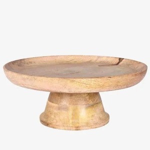 Support à gâteau en bois fait main éco-responsable avec texture naturelle, style moderne et antique, idéal pour la restauration durable lors de fêtes - Product Image 3