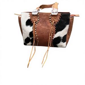 Nouveau Sac à Main en Cuir de Vachette et Fourrure Style Western avec Franges, Sac Bohème à Bandoulière Prix de Gros - Product Image 1