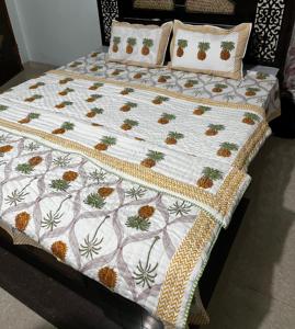 Juego de Ropa de Cama de Lujo de 4 Piezas, Sábanas para Cama Doble, Fundas de Almohada, Edredón Rajai, Decoración de Dormitorio Nupcial, Regalo Premium - Product Image 5
