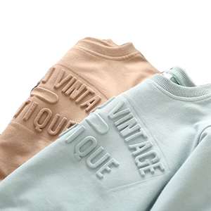 Sweat-shirt personnalisé en molleton bouclette 380 g/m² pour femme, style streetwear automne, avec broderie 3D et impression en relief - Product Image 3