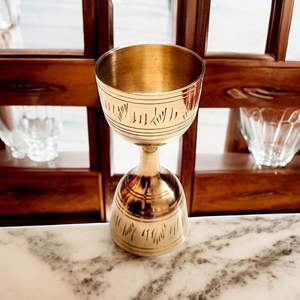 Medidor de latón puro de 30 y 60 ml, jigger de vidrio para cócteles, vaso medidor de metal, herramienta para medir onzas, jigger para bar, mezclador de cócteles. - Product Image 1