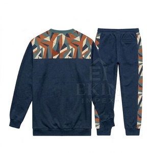 Ensemble de survêtement confortable à imprimé sérigraphié pour hommes, léger et à coupe décontractée pour un usage quotidien - Product Image 2