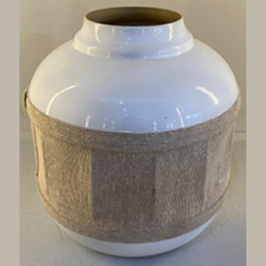 Vase à fleurs artisanal en fer blanc avec revêtement en poudre et tissu en coton pour une décoration intérieure moderne et élégante - Product Image 3