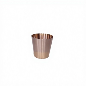 Verre à boire élégant et moderne en cuivre, pour l'eau naturelle, écologique, portable, grande capacité, finition polie, pour la maison et la cuisine - Product Image 1