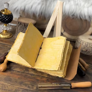 Diarios Encuadernados en Cuero Vintage, Libro Hecho a Mano con Acabado Rústico para Hombres y Mujeres, Papel sin Líneas, 300 Páginas, Hebilla de Aleación - Product Image 2