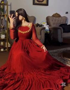 Robe de soirée rouge en georgette brodée à manches longues, robe longue plissée, tenue de soirée Bollywood, robe de mariage - Product Image 6