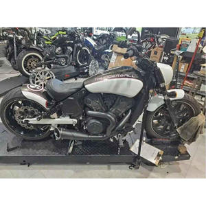 Indian Scout Bobber DynamicRide AgileControl EpicPower d'occasion 2019 à vendre - Product Image 1