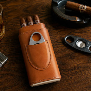 Étui à cigares en cuir de luxe avec coupe-cigares intégré, portefeuille de voyage en cuir avec coupe-cigares intégré, en vente en gros - Product Image 4