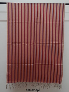 ESTOLAS DE SEDA Y LANA TEJIDAS CON ESTRÍPS Y CUADROS - Product Image 2