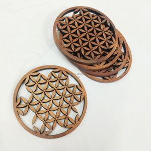 Posavasos Redondos de Madera con Diseño Floral Perforado, Corte Láser Personalizado, con Logotipo, Elegantes Posavasos y Bases de Madera con Corte Láser - Product Image 1