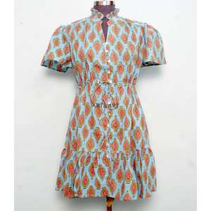 Robe Courte Florale Paisley à Boutons Naturels de Qualité Supérieure pour Femme 100% Coton, Tenue de Plage Confortable et Élégante - Product Image 1