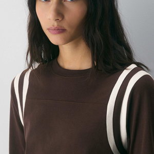 Camiseta de Mujer Holgada de Manga 3/4 con Cuello Redondo, 100% Algodón, Transpirable, Informal, con Logotipo Personalizado y Pedrería - Product Image 6