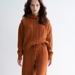 Pull à capuche en tricot ample et déchiré pour femme, avec cordon de serrage, coupe classique, hiver - Product Image 6