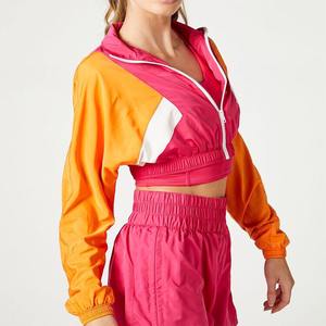 Conjunto Corto de Chaqueta Cortavientos para Mujer con Logotipo Bordado Personalizado, Conjunto de Pantalones Cortos de Nailon Transpirable para Mujer - Product Image 5